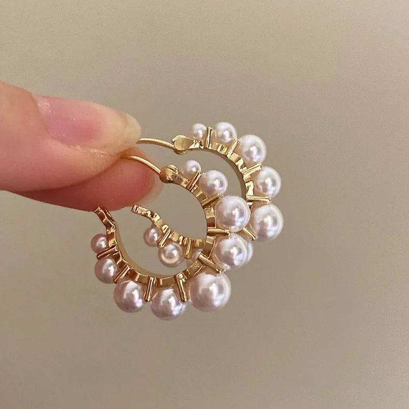French Niche Metal Pearl Earrings Ear Hoop Cold Harbor Wind