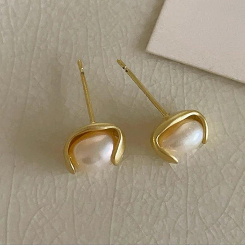 Bilandi 925 Silver Metal Pearl Stud Earrings for Women Gift