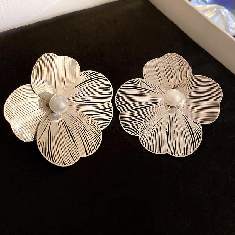Flower Pearl Stud Earrings European American Style Party Jewelry
