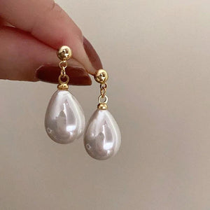 French retro water drop pearl studs, Antadian version earrings