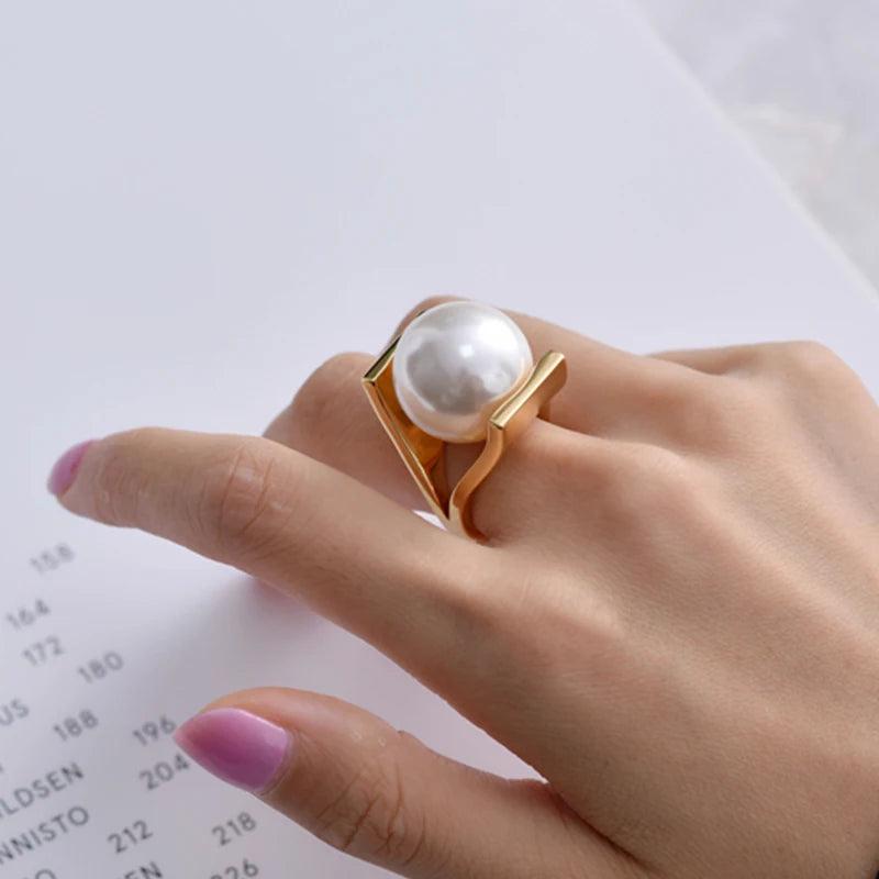 Baroque Metal Pearl Finger Ring for Women Girls Party Gift