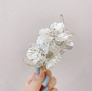 Acrylic Flowers Hair Claw Clip for Women Girls Hairpin Hair Accessories