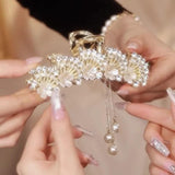 Large Flower Rhinestone Hair Claw Girls Ponytail Clip Retro Metal Shark Clips