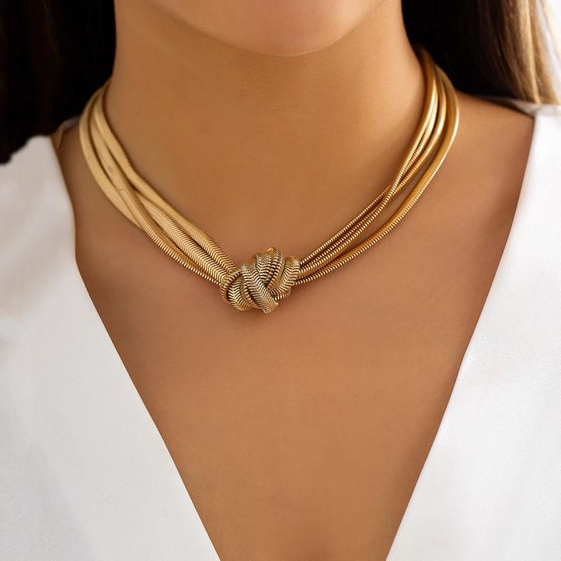 Punk Multi-layer Flat Snake Chain Short Clavicle Necklace Hip-hop Jewelry