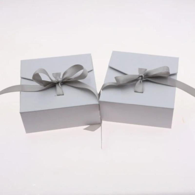 DoreenBeads Gray Ribbon Bowknot Gift Present Jewelry Box