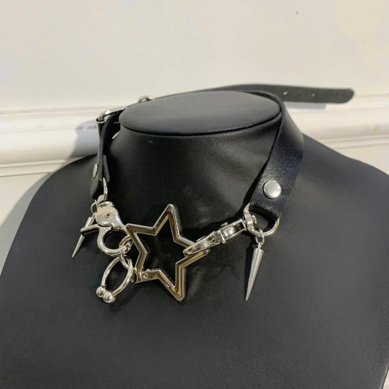 Exaggerate Pentagram Choker Necklace Rivet Metal Star Chain for Women