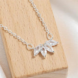 Leaf Shape Zircon Pendant Necklace For Women Clavicle Chain Elegant Jewelry