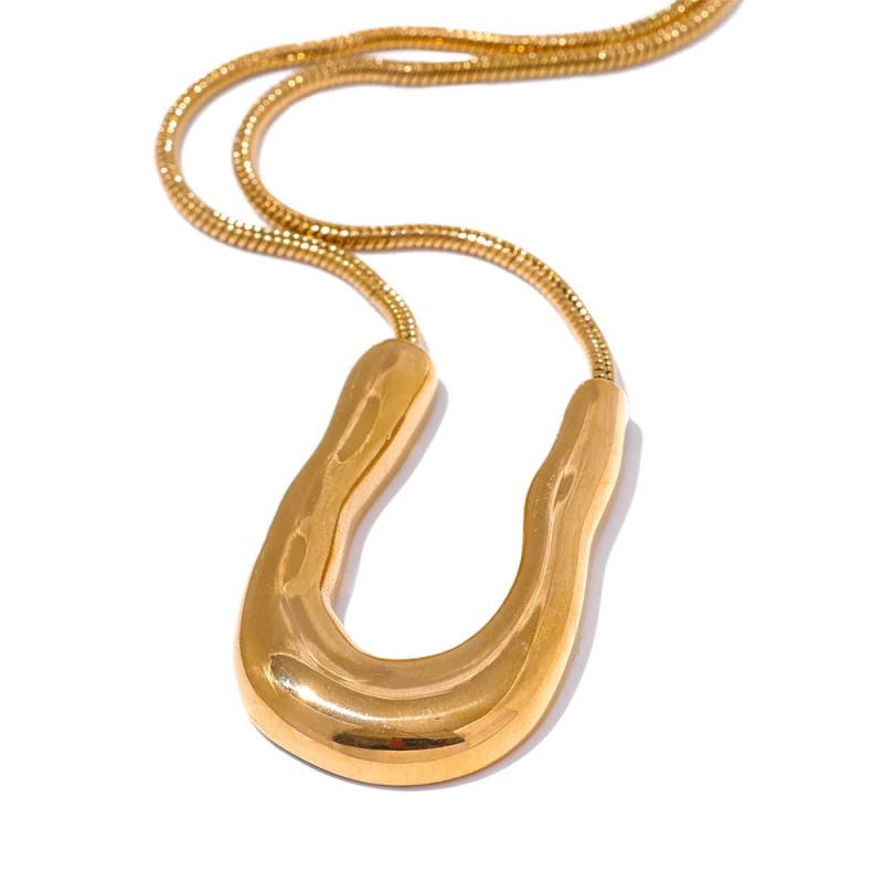 316L Stainless Steel U-Shape Pendant Necklace 18K PVD Plated Collar Jewelry