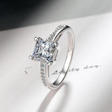 Princess Cut Moissanite Ring for Women S925 Silver Plated Pt950