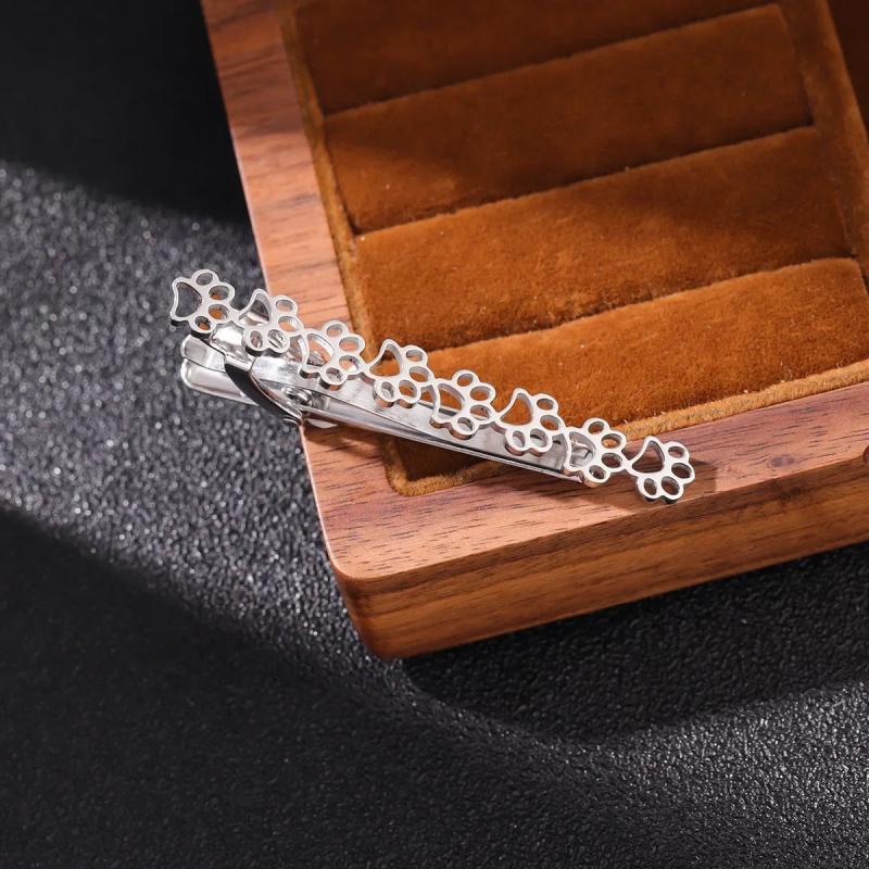 Hollow Heart Skeleton Tie Clip Business Collar Men