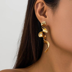 Vintage Metal Twisted Long Drop Earrings for Women Geometric Waves Jewelry