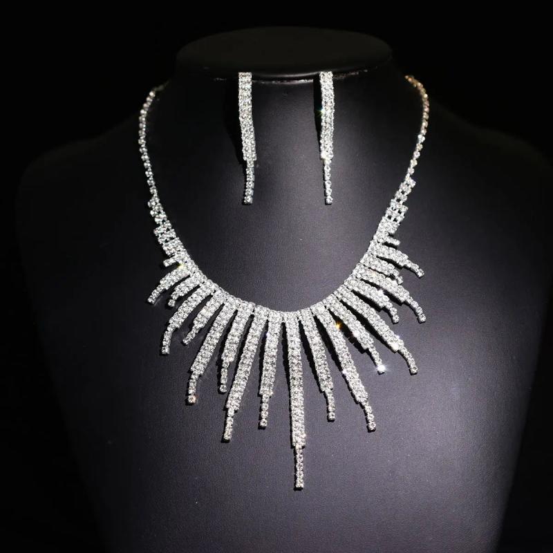 Female Engagement Crystal Necklace Set Wedding Bridal Jewelry