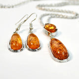 Yumfeel Amber Pendant Necklace & Earrings