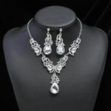 Exaggerated Retro Necklace Earrings Set