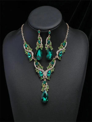 Exaggerated Retro Necklace Earrings Set