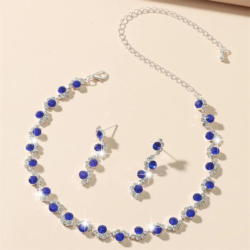 Royal Crystal Rhinestone Choker Necklace Earrings Set Vintage Wedding Accessory