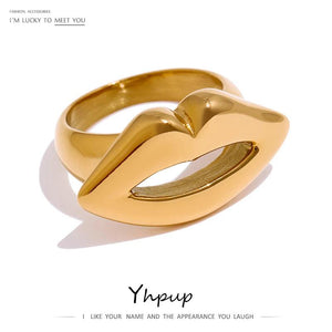 Stainless Steel Lips Ring Golden Metal Texture Rope Jewelry
