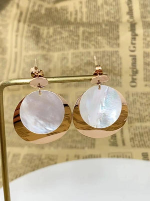 Fashionable Round Shell Earrings for Women