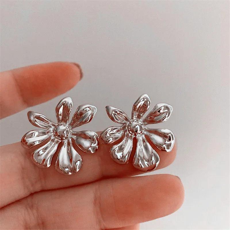 Metal Flower Earrings European American Style Stud Earrings