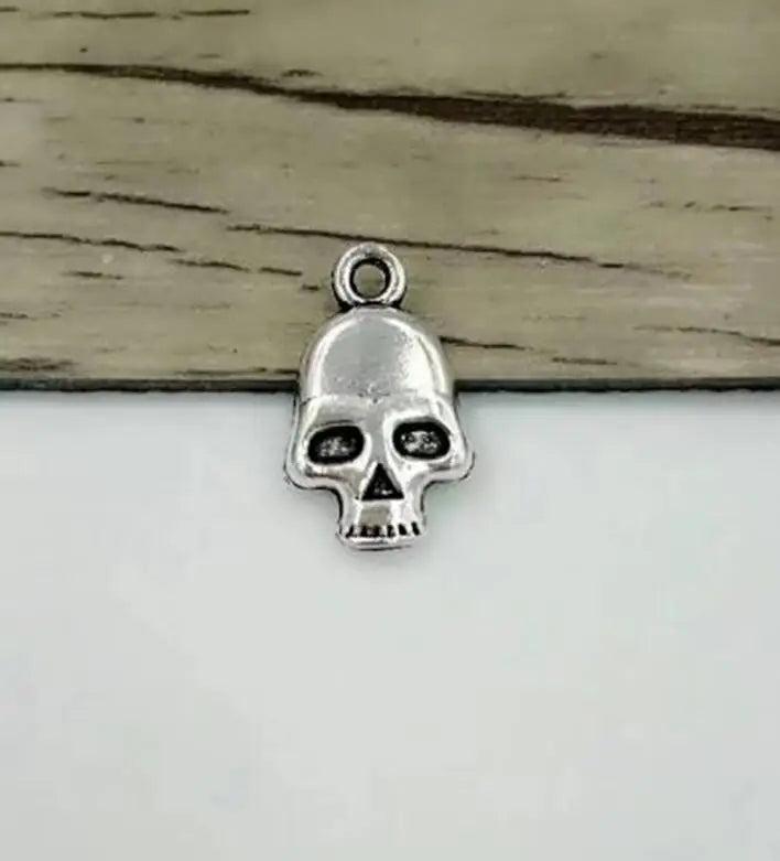 50pcs Mixed Punk Skull Charms Pendants Accessories