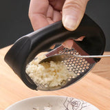 Manual Garlic Press Curved Garlic Grinding Slicer Chopper