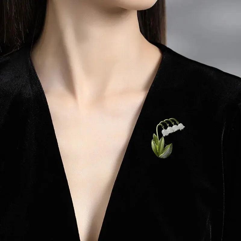 Retro Plant Chest Pin Women Leaf Bell Pepper Separator Autumn Winter Coat