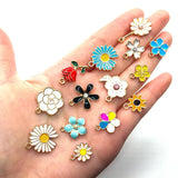 60PCS Enamel Charms Random Mixed Daisy Flower Alloy Necklace Bracelet Drop