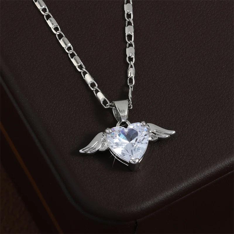 Sweet Love Wings Necklace Pendant Girls Clavicle Chain Accessories