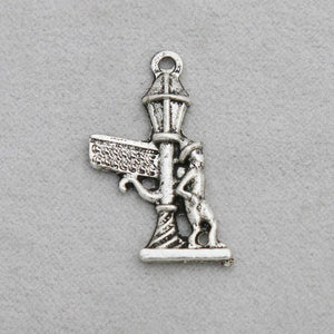 Vintage Alloy Street Lamp Charms Pendant 14*27mm