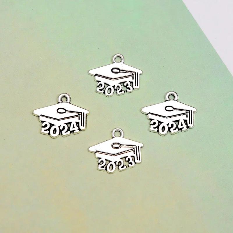 50pcs Grad Cap Pendants DIY Jewelry Making Keychain