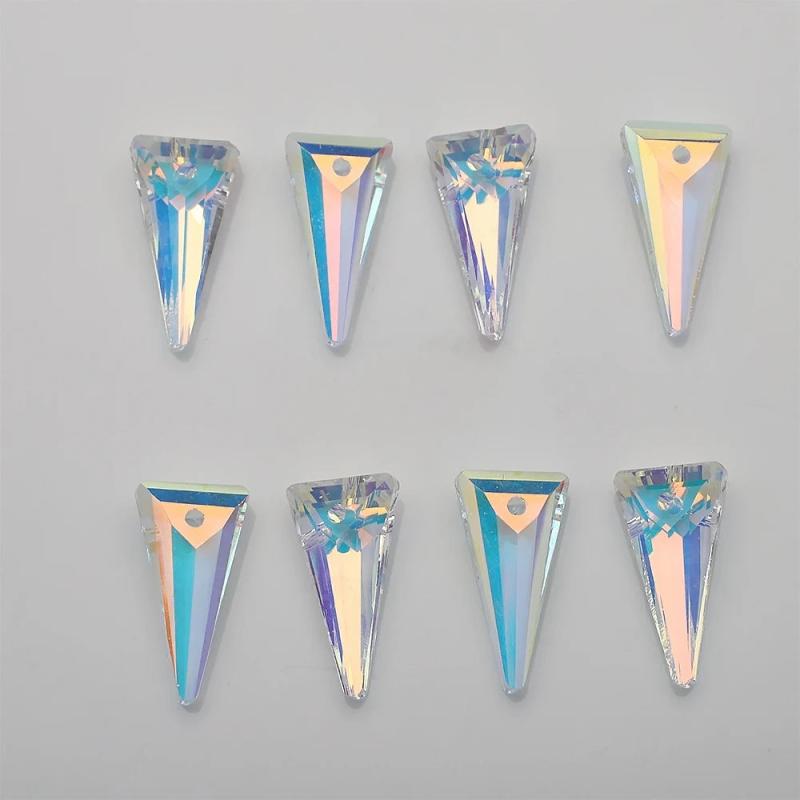 10 Pcs 10X20mm Autria Crystal Glass Long Triangle Pendant Beads