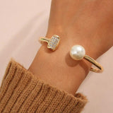 Vintage Geometric Metal Bangle for Women