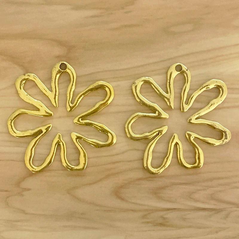 2 Tibetan Silver Flower Charms Pendants for Jewellery Making DIY