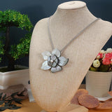 Mother of Pearl Shell Flower Shape Pendant Necklace Charm Jewelry Gift