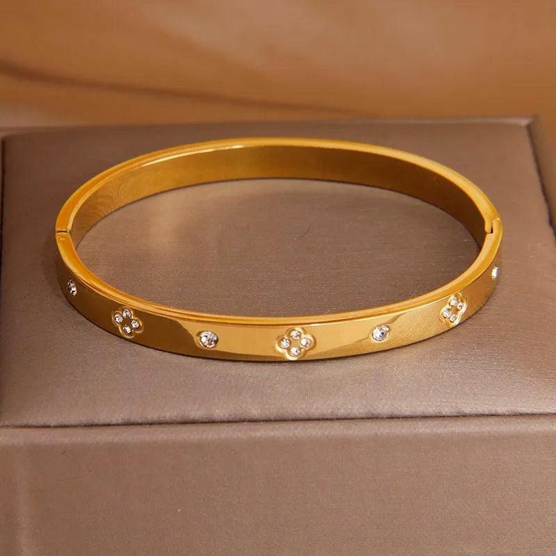 Stainless Steel Crystal Flower Charm Bracelet for Women