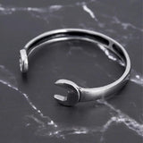 Adjustable Hip-hop Wrench Bracelet Installation Tool