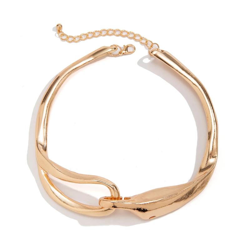 Chunky Chain Short Necklace Collar for Women Heavy Metal Choker