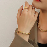 Women's Stainless Steel Horseshoe Buckle Bracelet BSE136