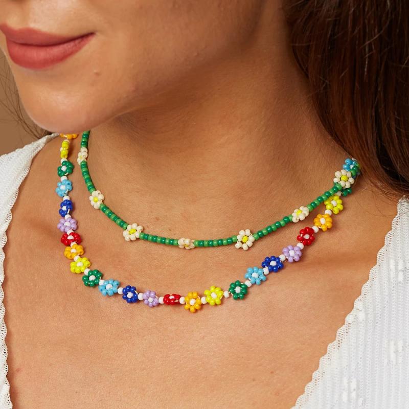 Boho Seed Beads Flower Choker Necklace Weave Beaded Pendant Summer Jewelry