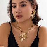 Big Flower Clavicle Necklace Metal Chain Punk Statement Jewelry