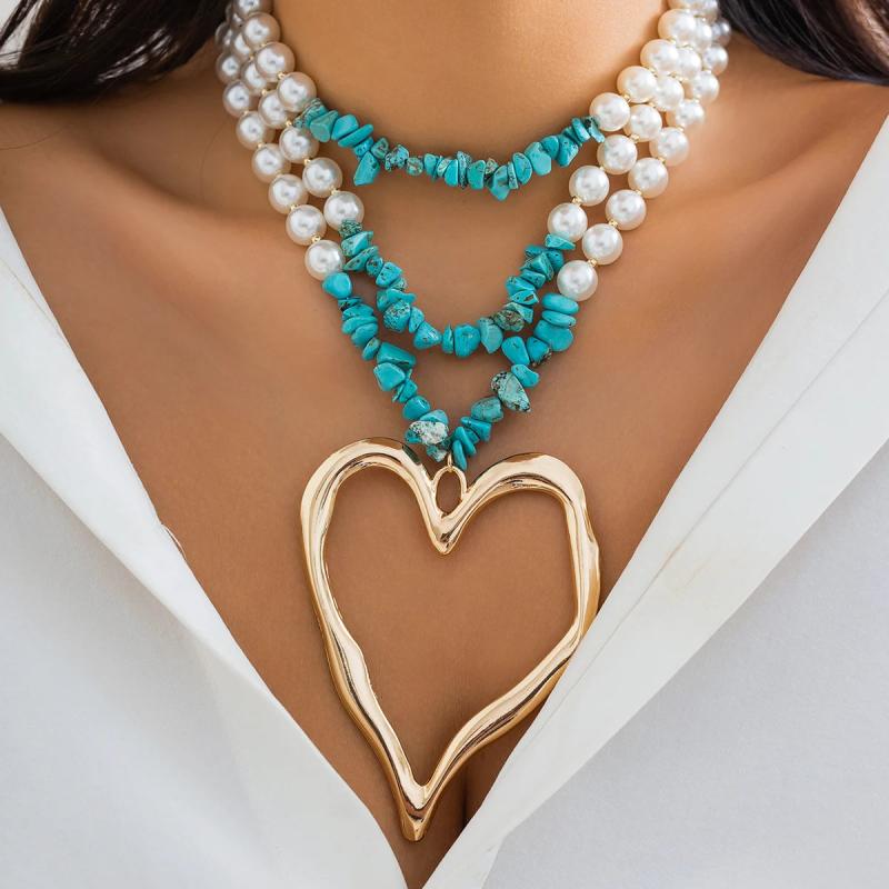 Vintage Punk Metal Heart Pendant Necklace Green Stone Pearl Chain