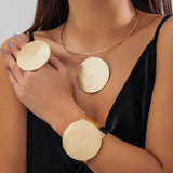 Unique Circle Pendant Choker Necklace Exaggerated Grunge Jewelry
