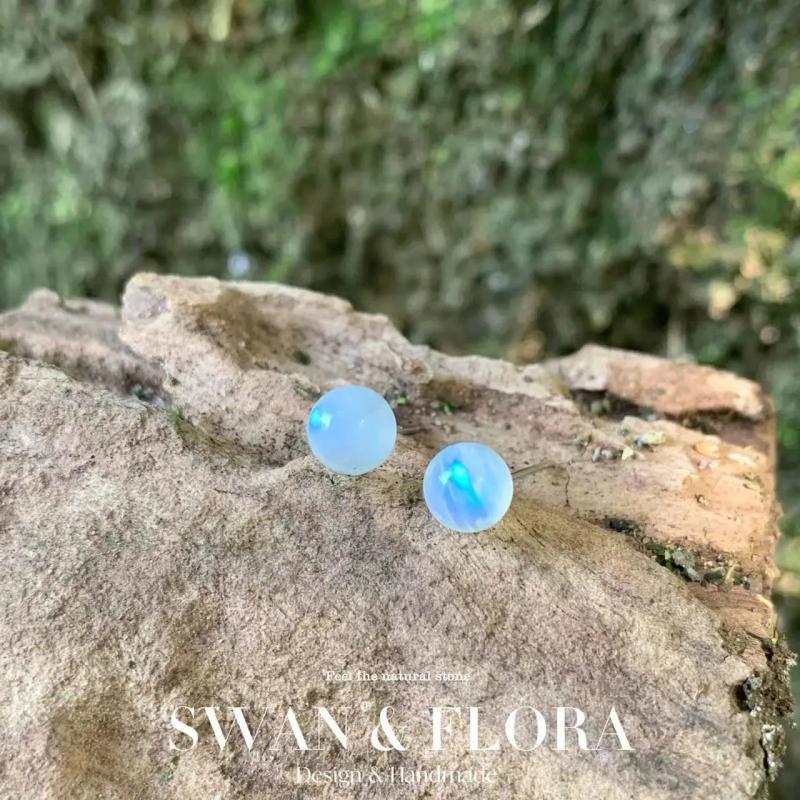 925 Silver Moonstone Stud Earrings Allergy-Free Jewelry