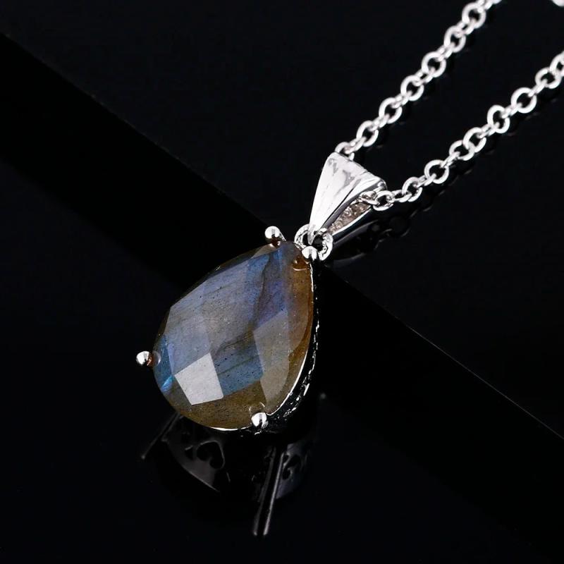 Labradorite Pendant Silver Necklace Vintage Jewelry