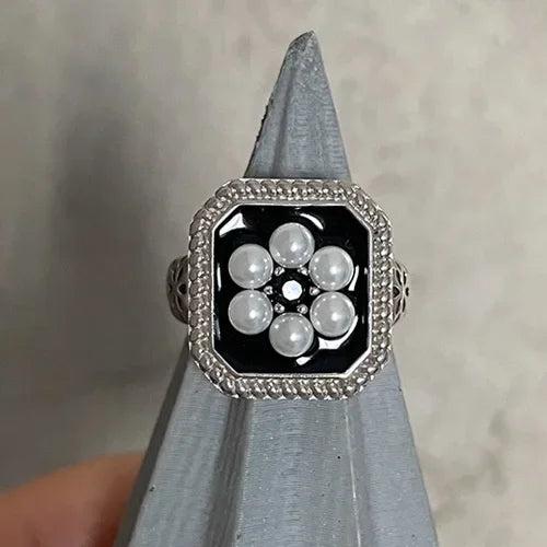 Irregular Geometric Pearl Flower Ring for Women
