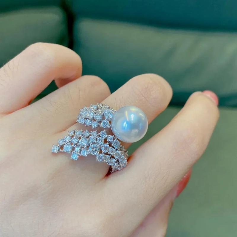 Big Flower Lab Pearl Diamond Finger Ring for Women