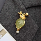 Natural Hetian Jade Qinghai Green Pendant with Shell Pearls
