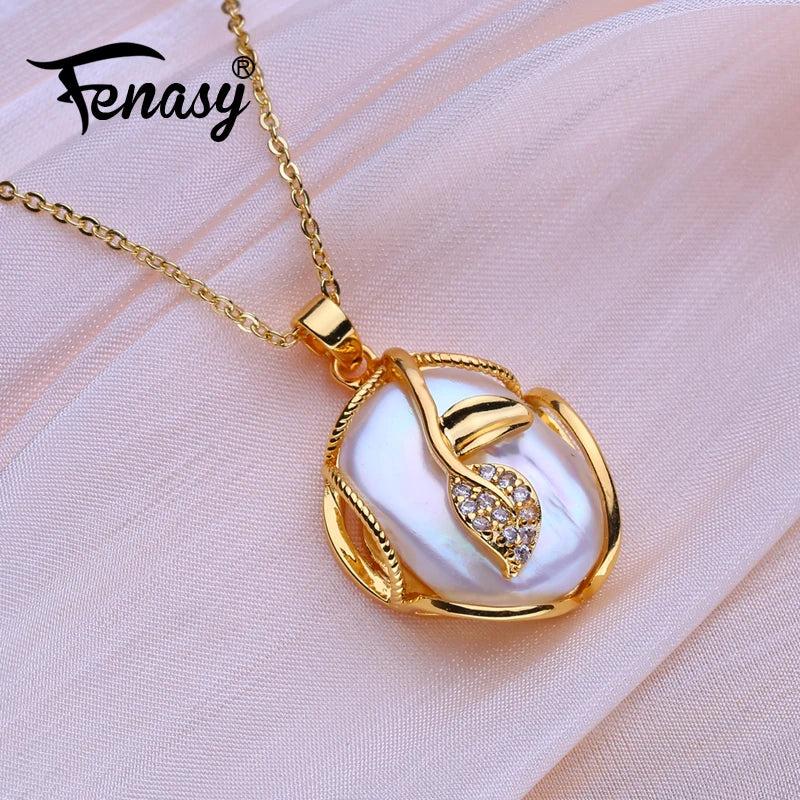 Baroque Pearl Necklace Flower Pendant Gift
