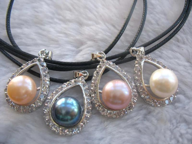 Freshwater Pearl Pendant Drop Necklace Pink Purple 18 Inch Beads Nature