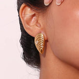 Chic Shell Pearl Earrings in Silver Stainless Steel